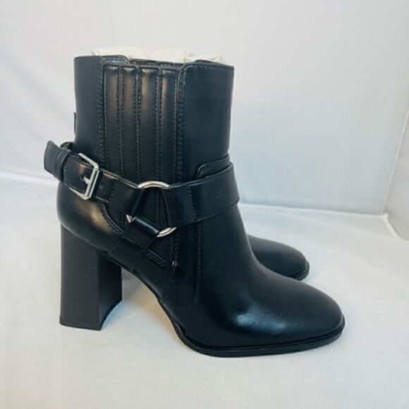 BCBGeneration Agnes Harness Ankle Boot Black Us 7 M  Excellent - New without box - Picture 4 of 7
